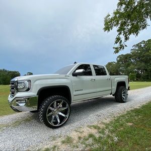 Meet your Posher, Lucius